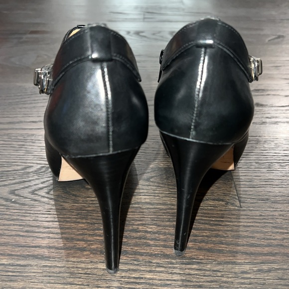 Coach women’s leather booties-Authentic-EUC - Picture 5 of 15